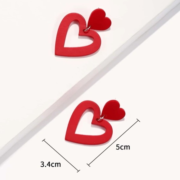 Acrylic Heart Dangle Earrings - Picture 4 of 5